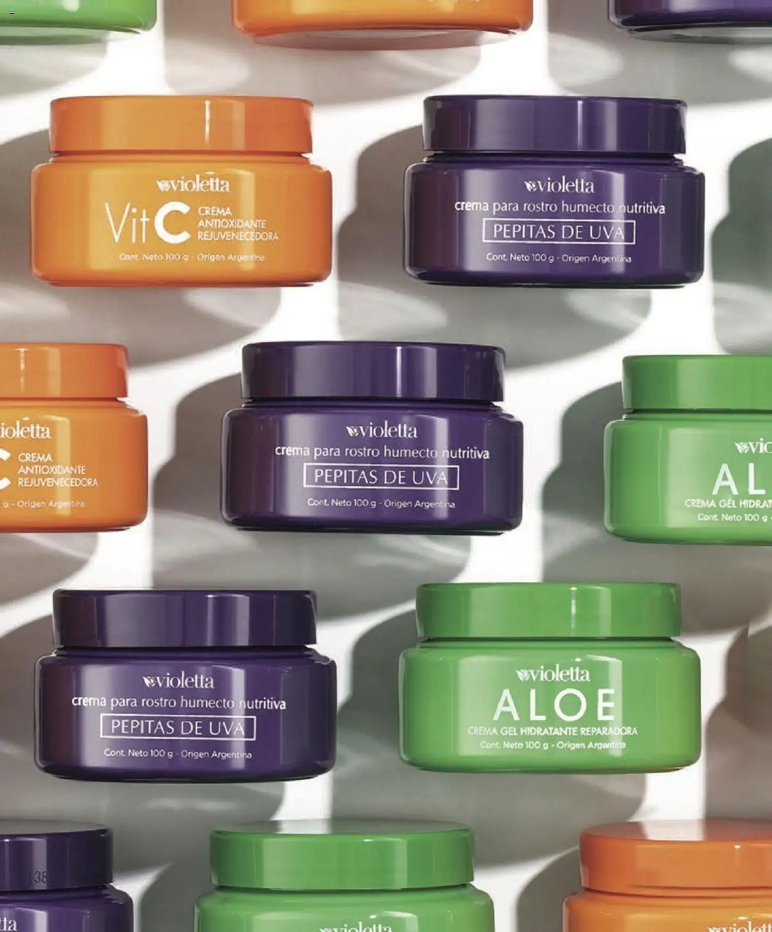 Violetta - Violetta Cosméticos │ válido desde el 18.03.2026 | Página: 138 | Productos: Uva, Crema