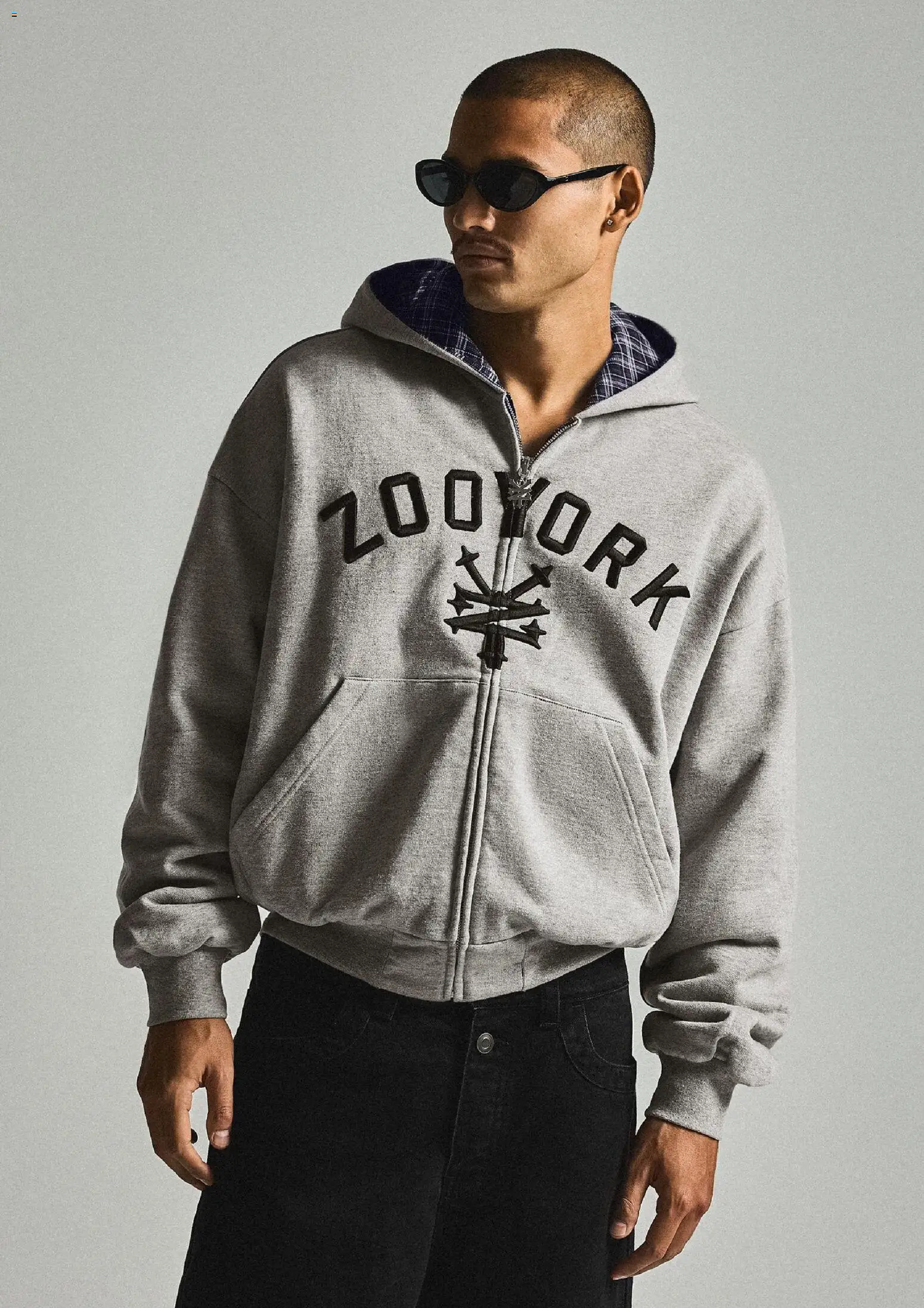 Nuevas ofertas de Bershka válidas en toda la República Mexicana desde el 01/09/2026. ¡Encuentra las mejores ofertas en Bershka catálogo Men's clothing! | Página: 2